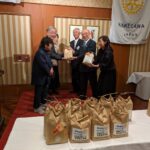 子ども食堂お米贈呈式